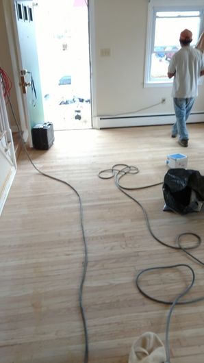 Before & After Hardwood Floor Refinishing in Wallingford, PA (1)